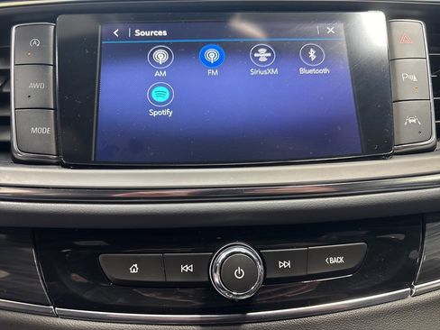 Used 2024 Buick Enclave Essence w/ Sport Touring Edition image 19