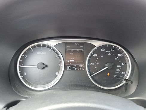 Used 2025 Nissan Kicks Play S FWD image 14