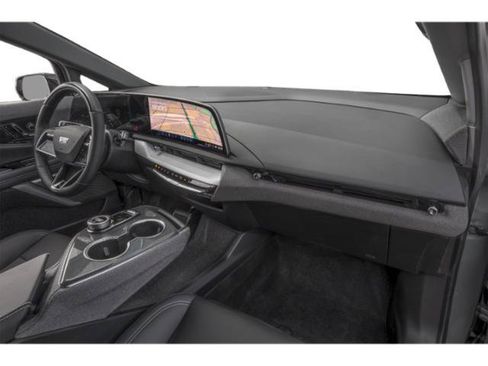 Used 2025 Cadillac Optiq Luxury 2 w/ LPO, Floor Liner Package AWD/4WD image 17
