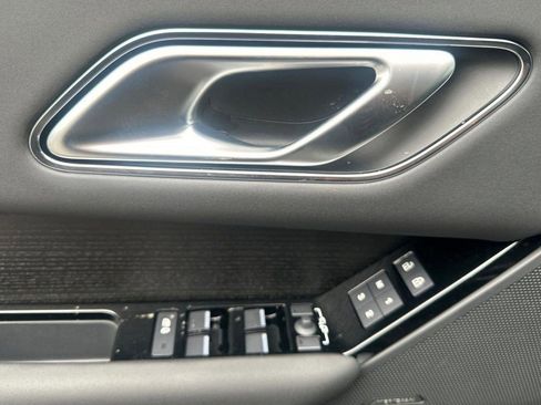New 2026 Land Rover Range Rover Velar S AWD/4WD image 8