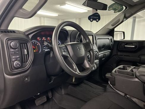 Used 2019 Chevrolet Silverado 1500 Custom Trail Boss w/ Custom Convenience Package AWD/4WD image 10
