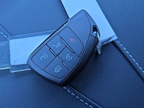 New 2026 Chevrolet Traverse LT w/ Driver Confidence Package image 27