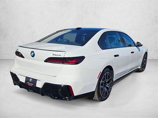 New 2026 BMW 750e xDrive video 2