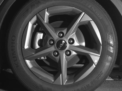 Used 2026 Kia K4 FWD image 15