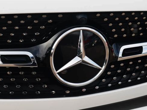 Certified 2025 Mercedes-Benz GLA 250 GLA 250 image 11