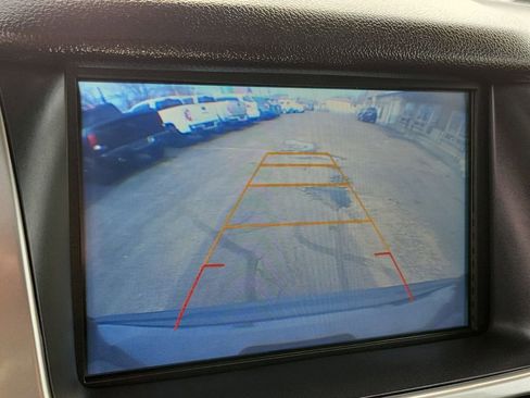 Used 2017 Chevrolet Suburban LT image 31