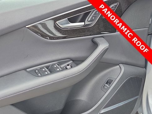 Used 2023 Audi Q7 Premium Plus image 14