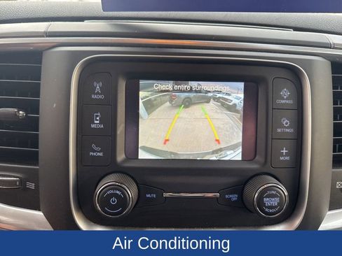 Used 2024 RAM 1500 Classic SLT image 18