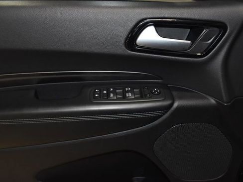 Certified 2024 Dodge Durango SXT image 26