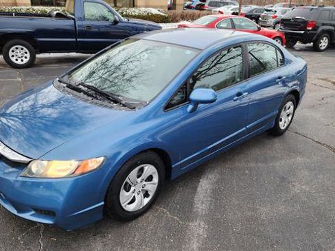 Used 2010 Honda Civic DX-VP image 11
