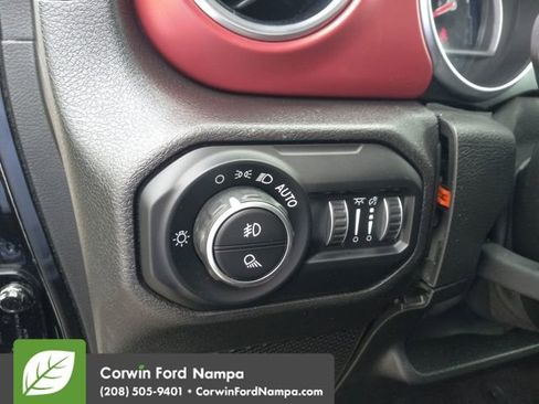 Used 2021 Jeep Gladiator Rubicon w/ Uconnect 4C Nav & Sound Group image 13