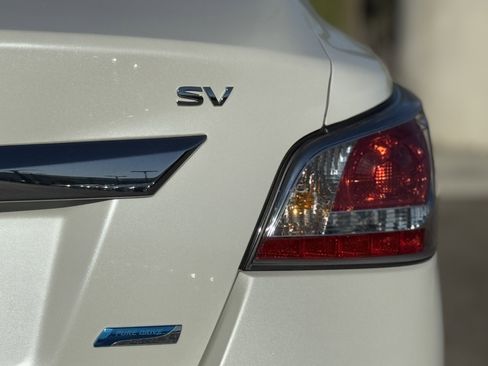 Used 2014 Nissan Altima 2.5 SV w/ Convenience Package image 12