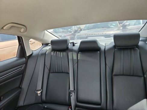 Used 2022 Honda Accord Sport Special Edition image 8
