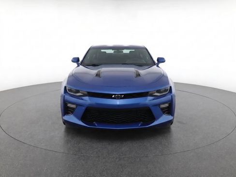 Used 2016 Chevrolet Camaro SS RWD image 2