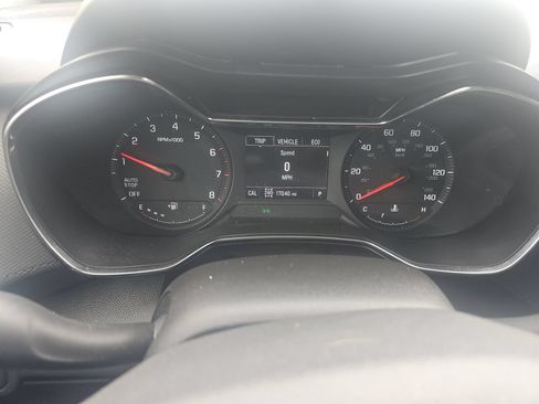 Used 2023 Chevrolet TrailBlazer LT AWD/4WD image 18