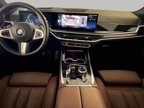 Used 2026 BMW X7 xDrive40i w/ Executive Package AWD/4WD image 14