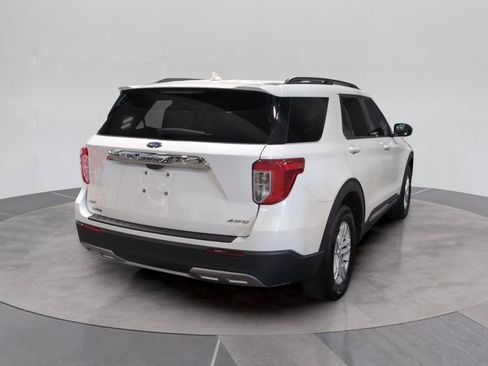 Certified 2023 Ford Explorer XLT w/ Equipment Group 202A AWD/4WD image 6