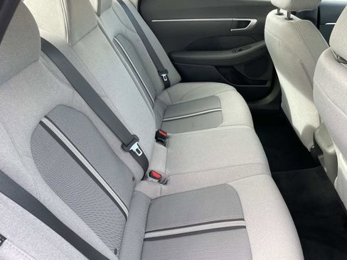 Certified 2022 Hyundai Sonata SE w/ Cargo Package image 25