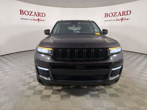 Used 2022 Jeep Grand Cherokee L Limited w/ Black Appearance Package image 2