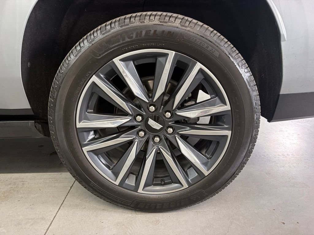Used 2024 Cadillac Escalade ESV Sport Platinum AWD/4WD image 9