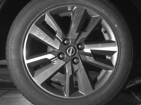 Used 2025 Nissan Versa SV image 15