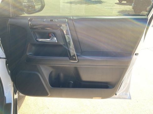 Certified 2018 Toyota 4Runner TRD Off-Road Premium image 16