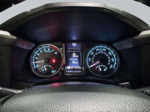 Used 2019 Toyota Tacoma SR5 RWD image 44
