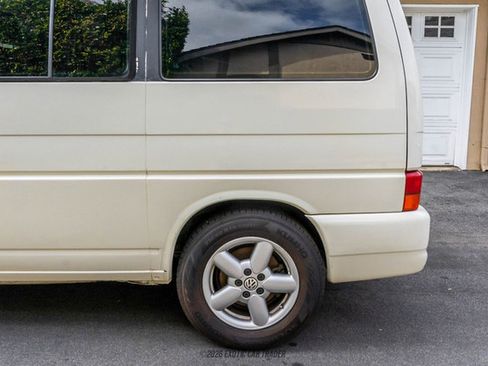 Used 2003 Volkswagen Eurovan MV image 5