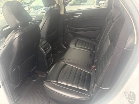Used 2020 Ford Edge SEL w/ Cold Weather Package AWD/4WD image 21