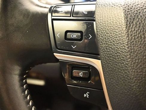 Used 2024 Toyota Crown AWD/4WD image 19