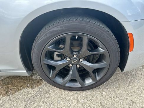 Used 2023 Chrysler 300 Touring RWD image 47