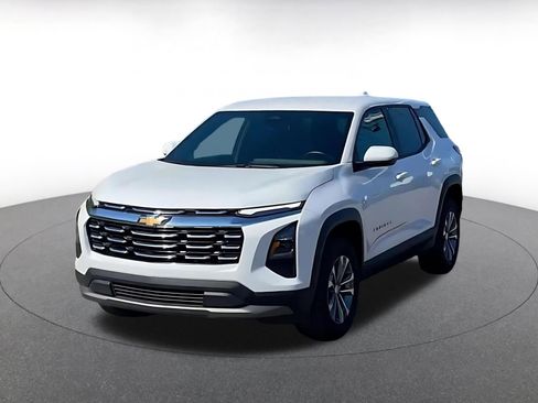 Used 2025 Chevrolet Equinox LT image 4