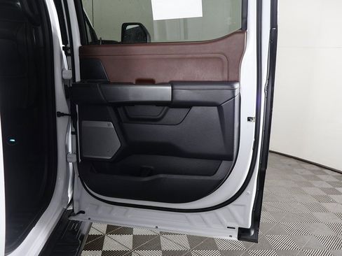 Used 2023 Ford F150 Lariat image 25