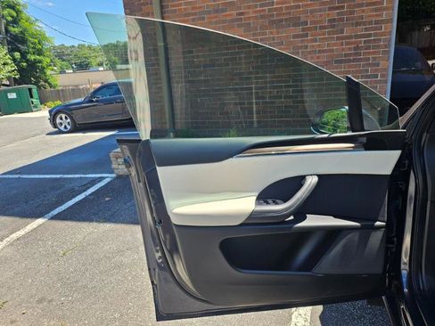 Used 2023 Tesla Model X AWD/4WD image 31