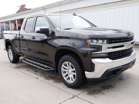 Used 2019 Chevrolet Silverado 1500 LT w/ All-Star Edition image 2