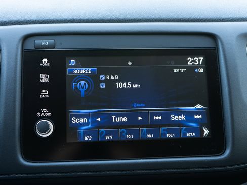 Used 2022 Honda HR-V EX image 32