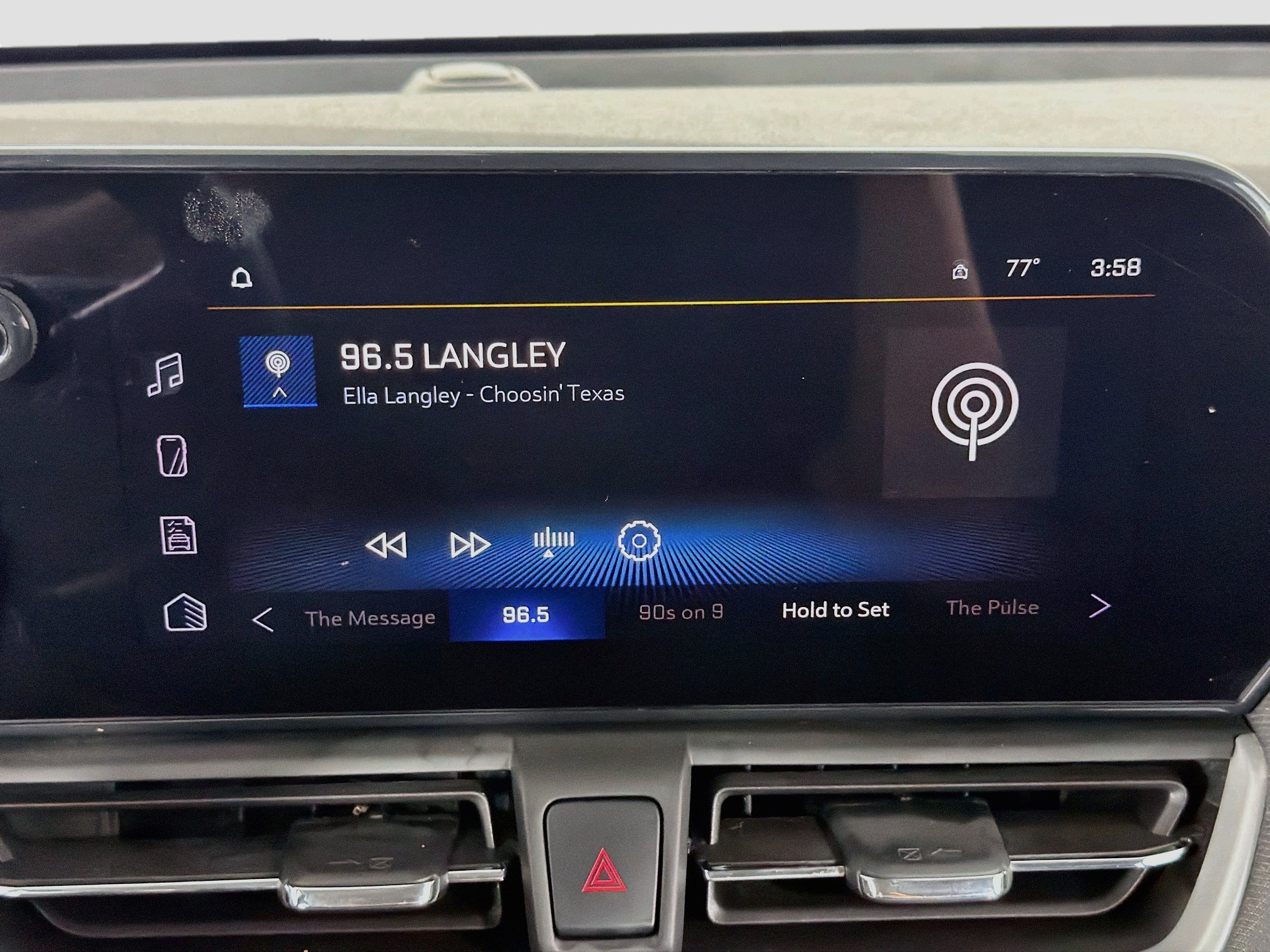 Used 2024 Chevrolet TrailBlazer LS FWD image 19