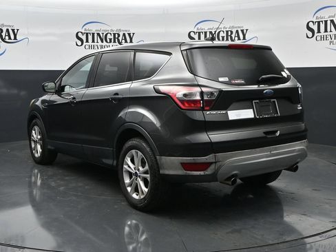 Used 2017 Ford Escape SE FWD image 5