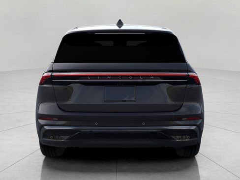 New 2026 Lincoln Nautilus Premier w/ Jet Appearance Package AWD/4WD image 5