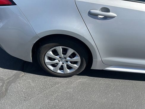 Used 2024 Toyota Corolla LE FWD image 13