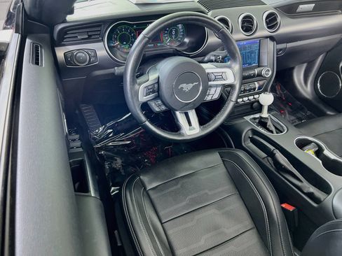 Used 2019 Ford Mustang GT Premium w/ Equipment Group 401A RWD image 22