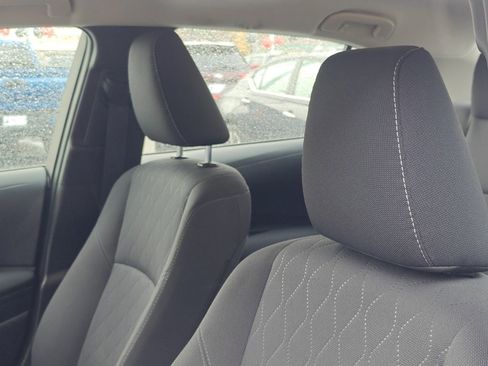 Used 2025 Toyota Corolla LE image 11