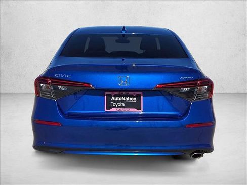 Used 2023 Honda Civic Sport image 7