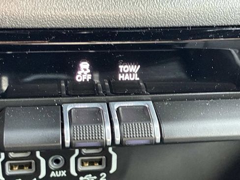 Used 2023 RAM 1500 Big Horn AWD/4WD image 28