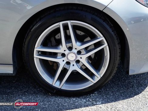 Used 2014 Mercedes-Benz E 350 4MATIC Wagon w/ Premium 1 Package image 10