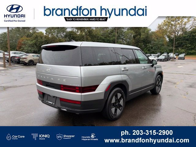 Used 2026 Hyundai Santa Fe SE AWD/4WD image 6