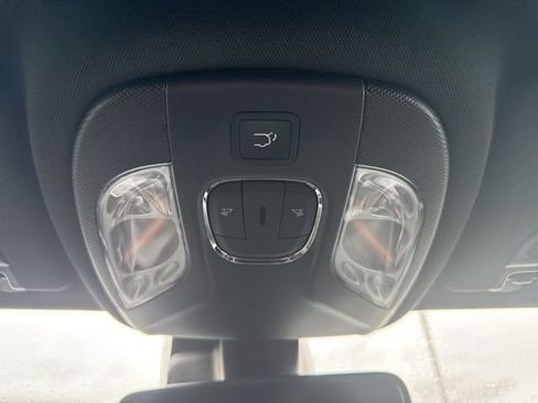 New 2026 Jeep Compass Limited image 30