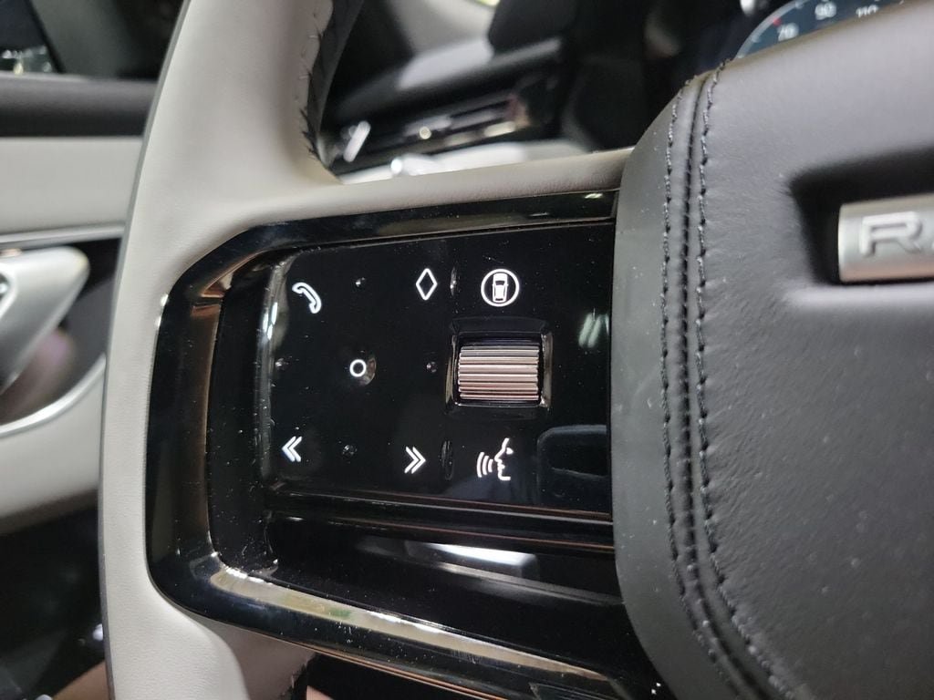 New 2026 Land Rover Range Rover Velar S AWD/4WD image 15