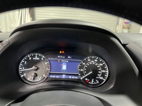 Used 2023 Nissan Armada SL image 29