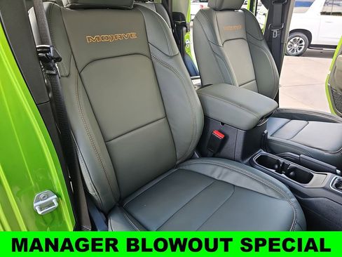 New 2025 Jeep Gladiator Mojave w/ Convenience Group AWD/4WD image 10